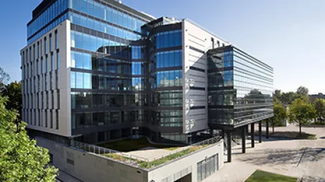 3. Obiekt biurowo - usługowy